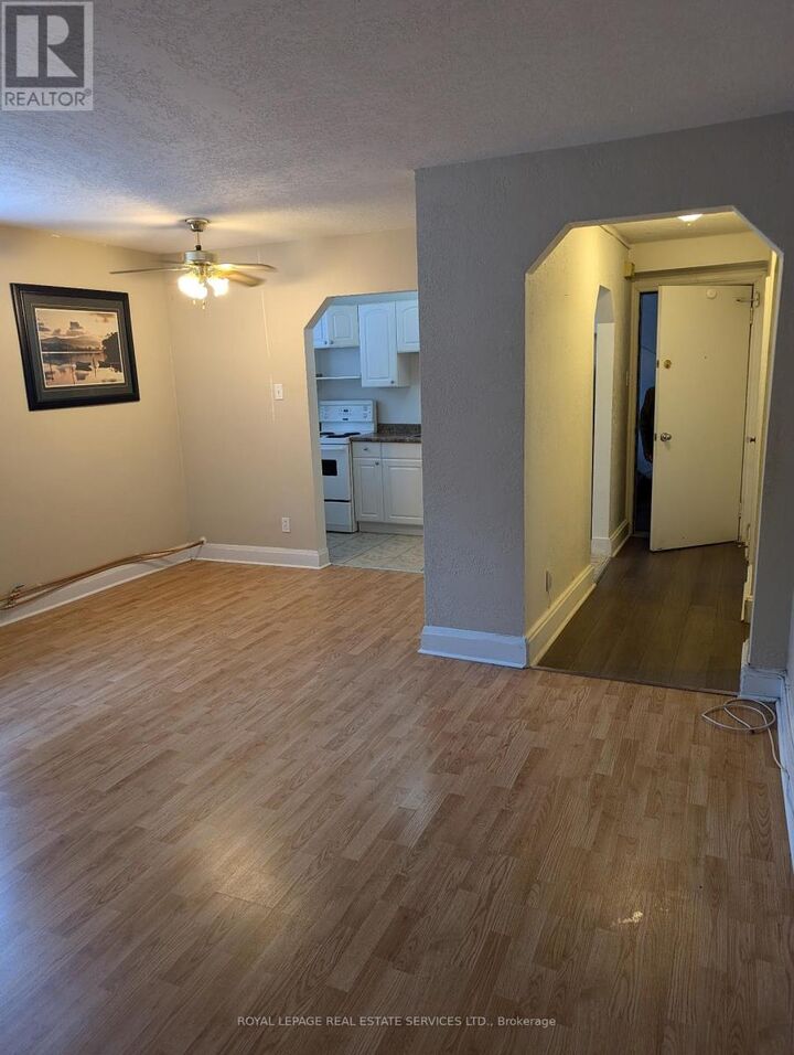 Property Photo:  10 Rockwood Place  ON L8N 2G2 