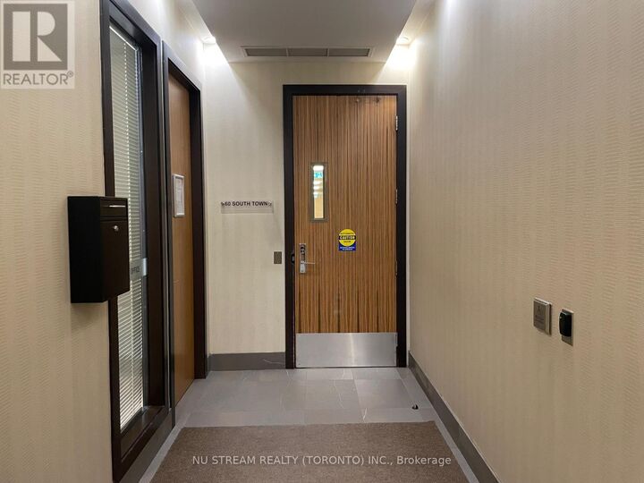 Property Photo:  60 South Town Centre Boulevard 321  ON L6G 0C5 