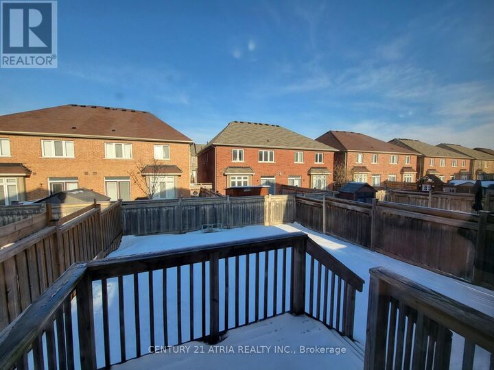 Property Photo: 108 Lewis Honey Drive ON L4G 0J3
