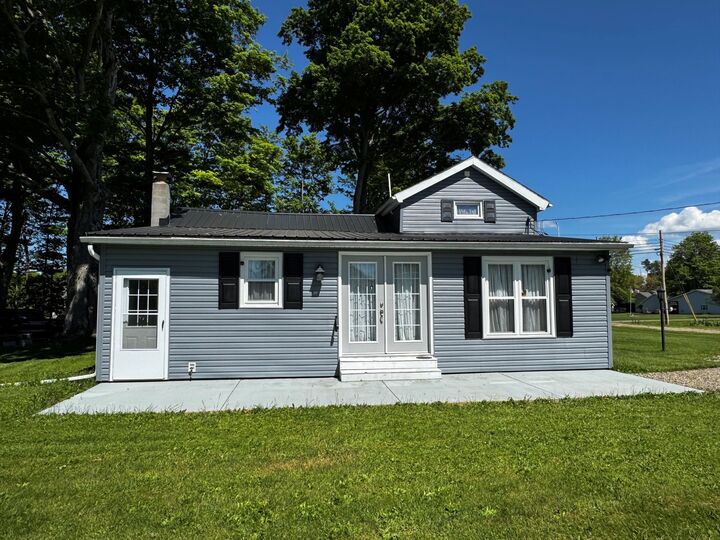 Property Photo:  18657 Grange Center Road  PA 16433 