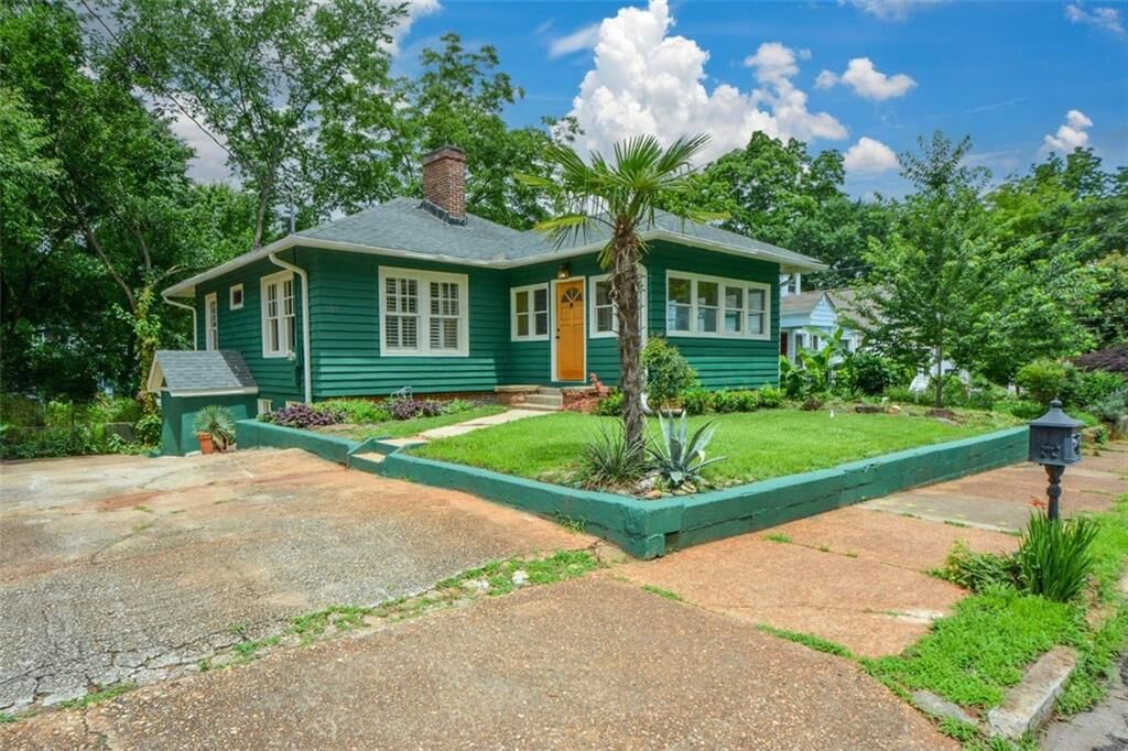 Property Photo: 101 Dahlgren Street SE GA 30317