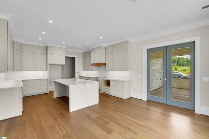 Property Photo: 6 Wimbledon Road SC 29673