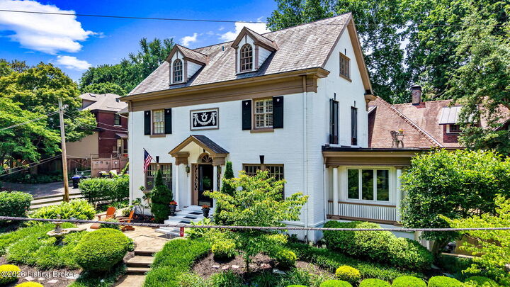 Property Photo: 1618 Spring Dr KY 40205