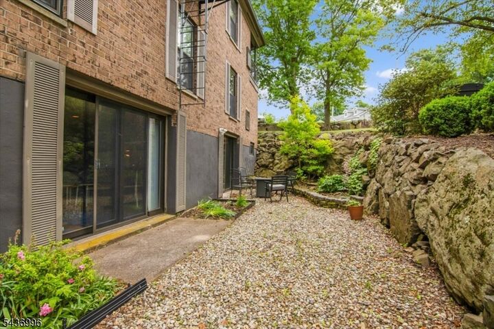 Property Photo: 181 Long Hill Road Bldg 5-13 NJ 07424