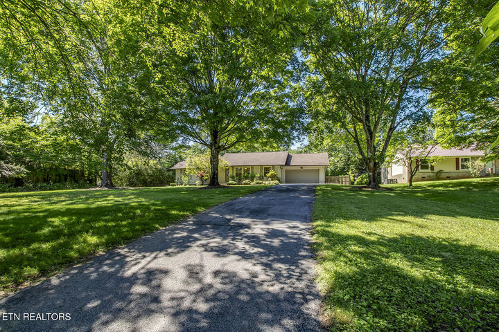 Property Photo:  11725 Autumn Leaves Lane  TN 37934 