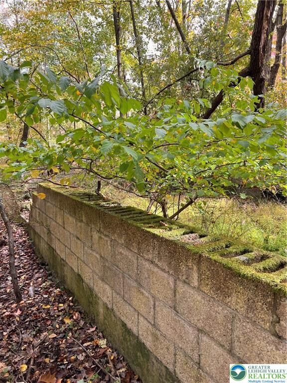 Property Photo: 2747 Lake Drive PA 18332