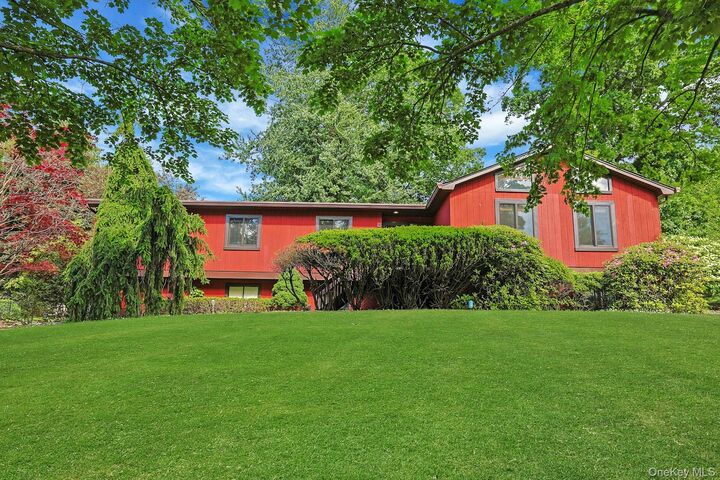 Property Photo:  8 Sasson Terrace  NY 10989 