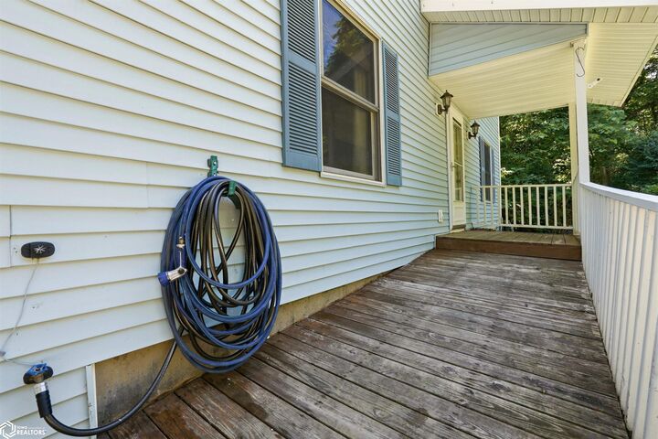 Property Photo:  10591 Rolling Hills Drive  IA 52601 