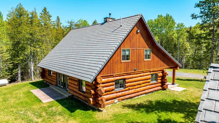 Property Photo: 9471 North Coast Shores Road MI 49918