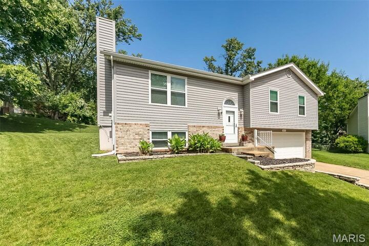 Property Photo:  467 Talbert Court  MO 63021 
