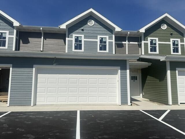 Property Photo:  212 Settlers Dr  WI 53549 