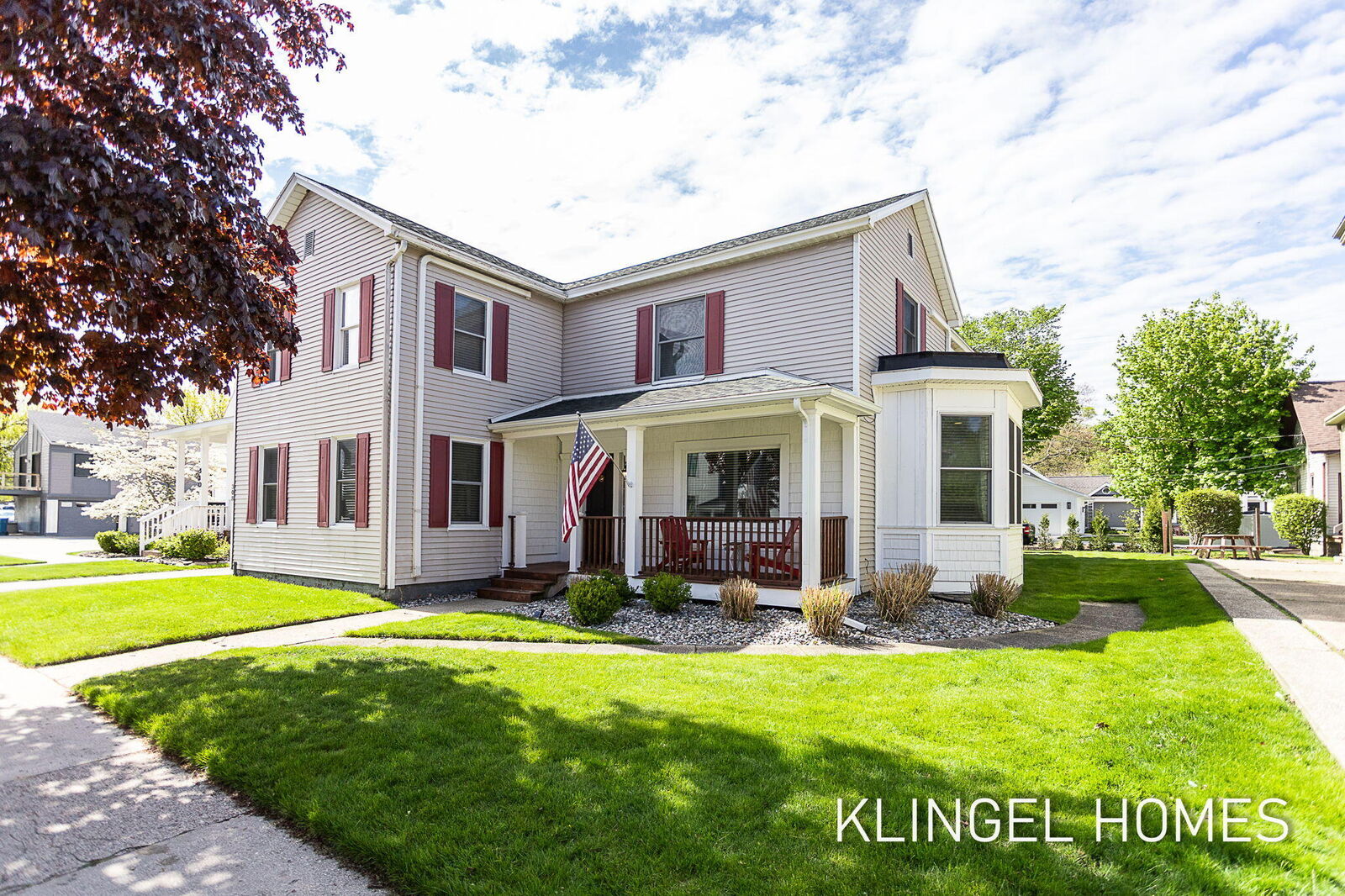 Property Photo:  308 Franklin Street  MI 49417 