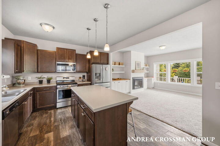 Property Photo: 2130 Kensington Park Circle MI 49423