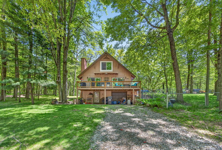 Property Photo:  8104 Tanglewood Trail  MI 49346 