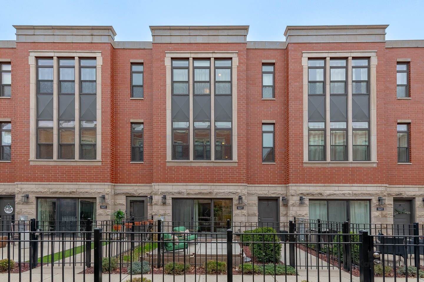 Property Photo:  2243 W Coulter Street 2  IL 60608 