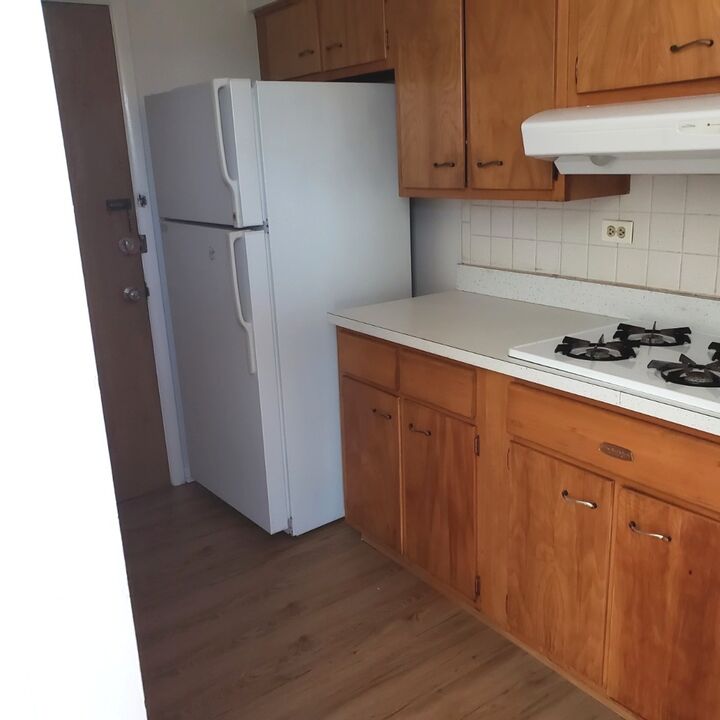Property Photo:  8537 Niles Center Road 3B  IL 60077 