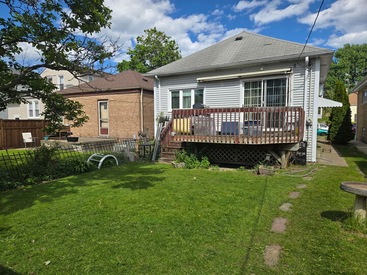 Property Photo: 5516 N Natchez Avenue IL 60656