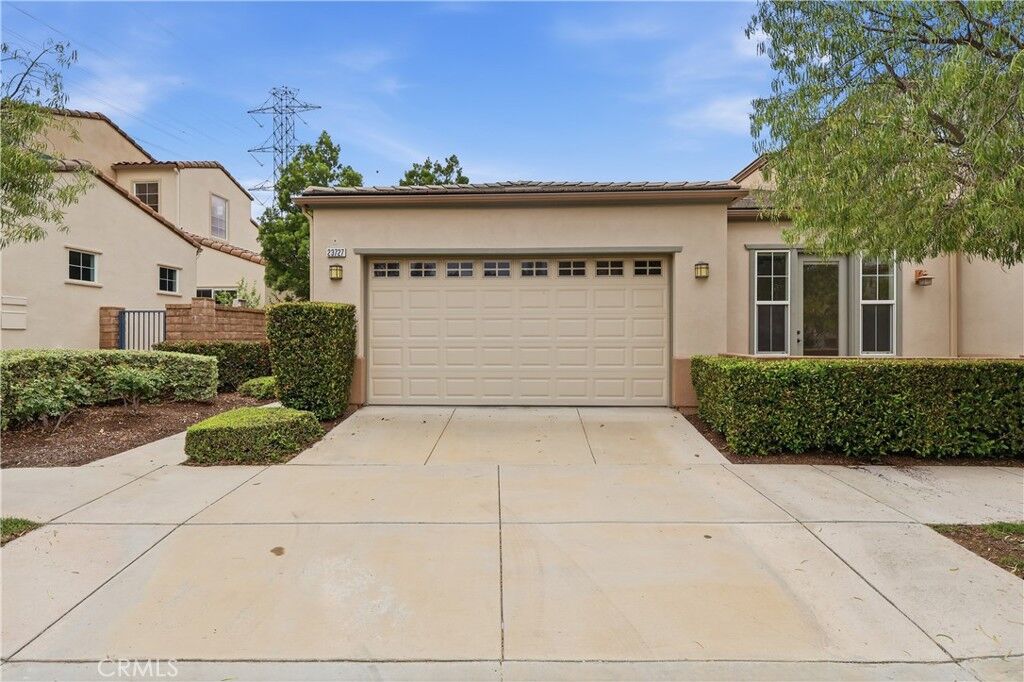 Property Photo: 23727 Cottonwood Court CA 91354