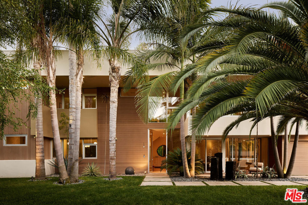 Property Photo:  3369 Fryman Place  CA 91604 