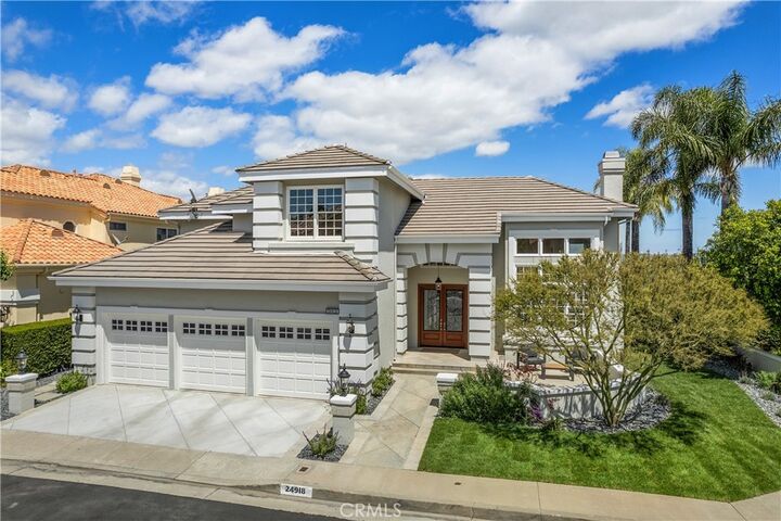 Property Photo: 24918 Vista Verenda CA 91367