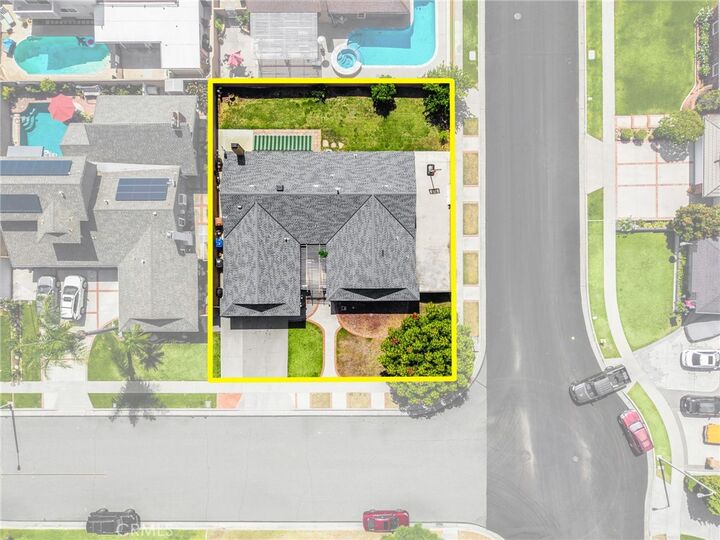 Property Photo:  1545 La Salle Circle  CA 92870 
