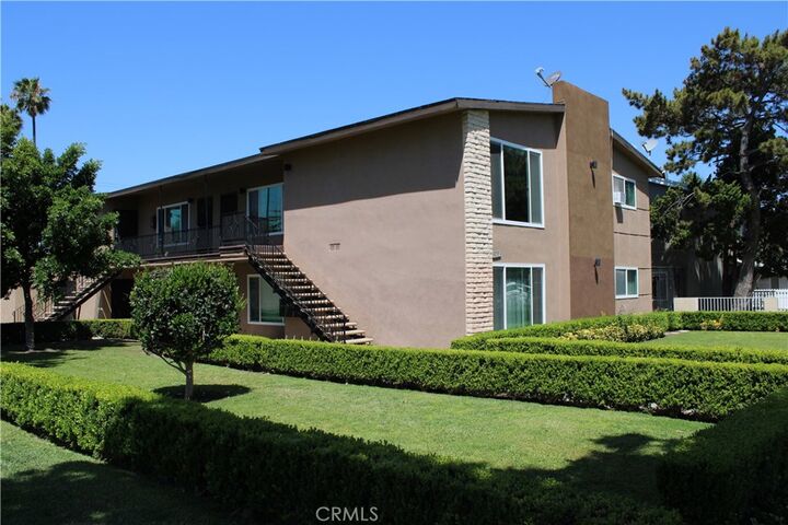 Property Photo:  601 N Pauline Street  CA 92805 