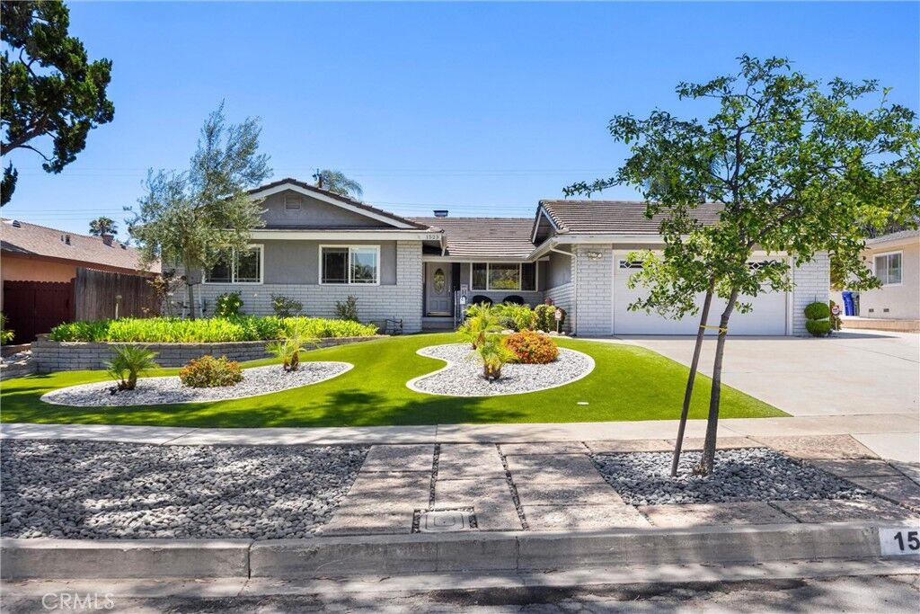 Property Photo:  1523 Columbine Way  CA 91786 