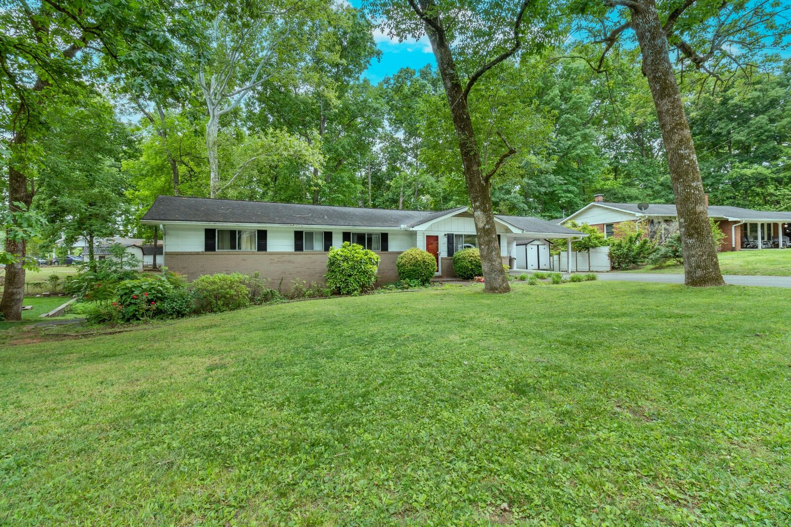 Property Photo:  1109 Peerless Drive NW  TN 37312 