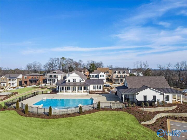 Property Photo:  212 Esplanade Court  AL 35824 