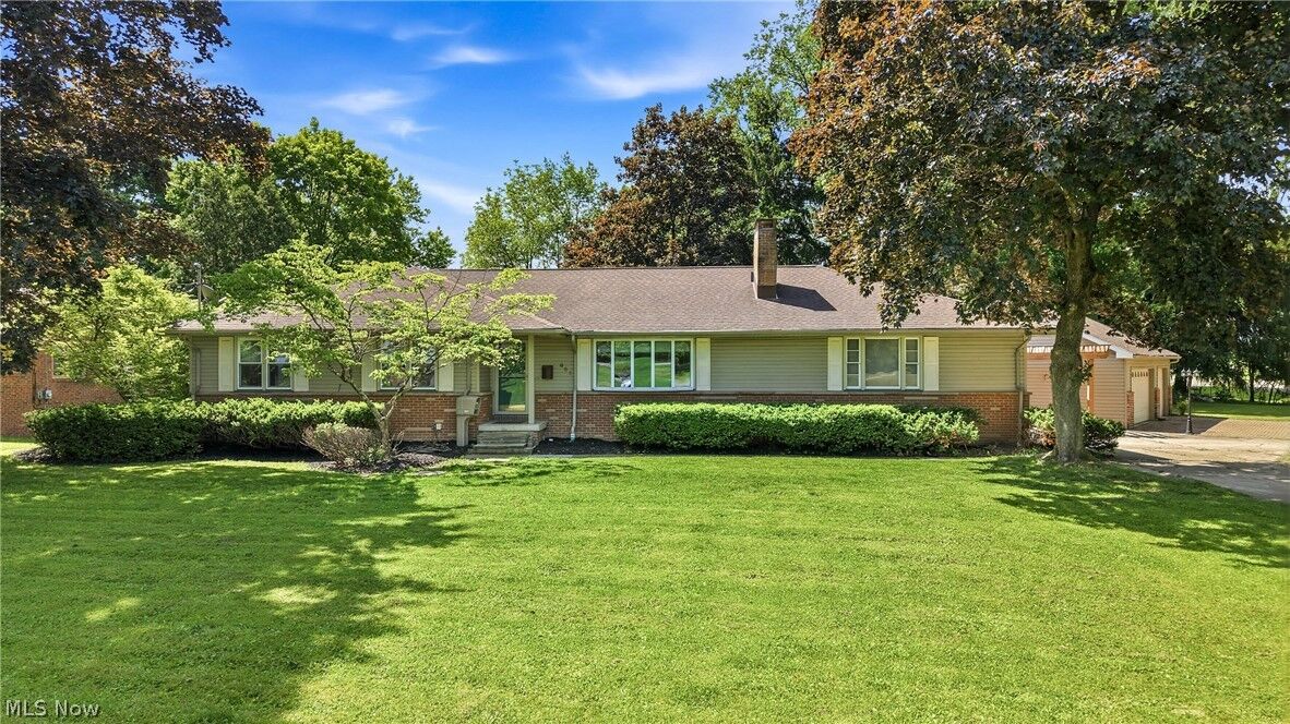 Property Photo:  601 Murray Hill Drive  OH 44505 