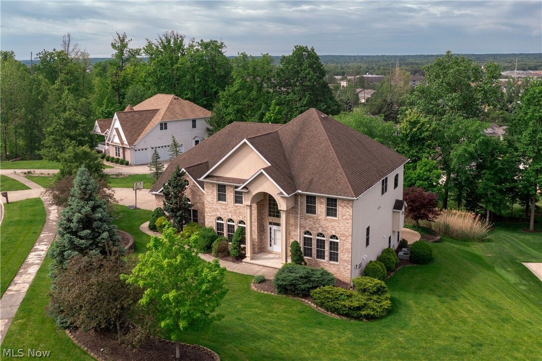 Property Photo: 7635 Harley Hills Drive OH 44133