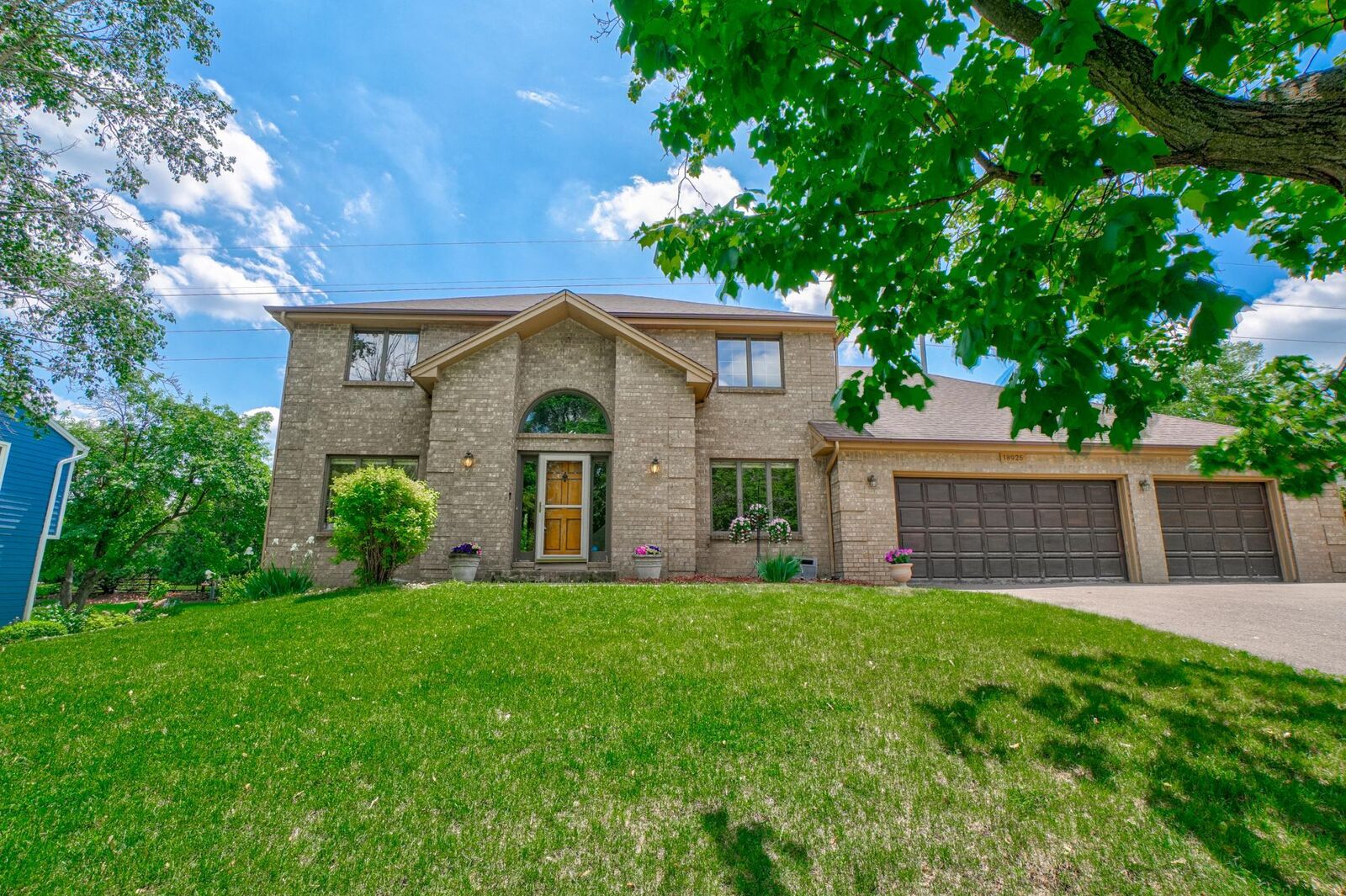 Property Photo:  18925 26th Avenue N  MN 55447 