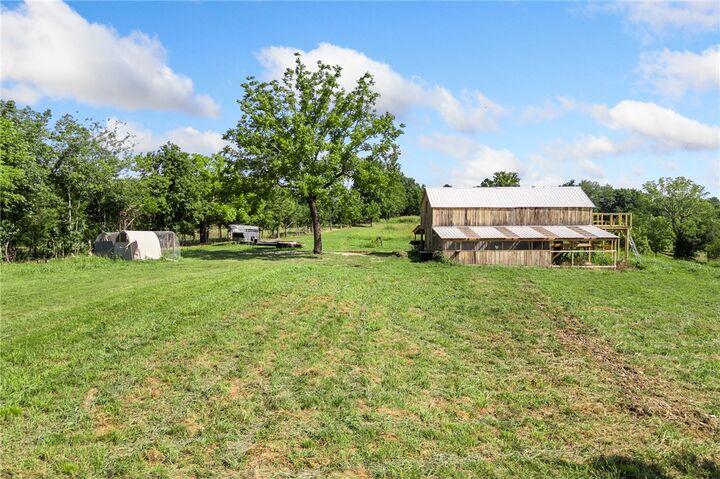 Property Photo: 201 May Pop Lane AR 72650