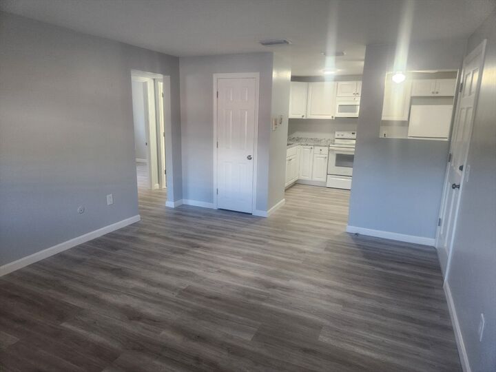 Property Photo:  176 Maple Avenue 2-1  MA 01543 