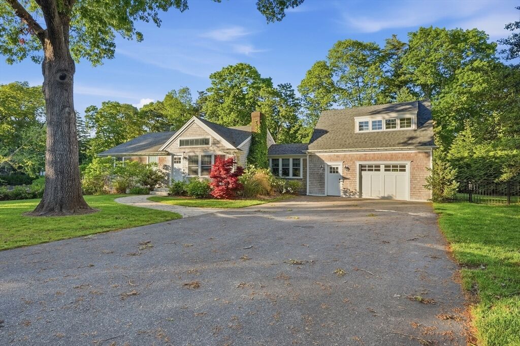 Property Photo:  26 High Ona Hill Rd  MA 02632 