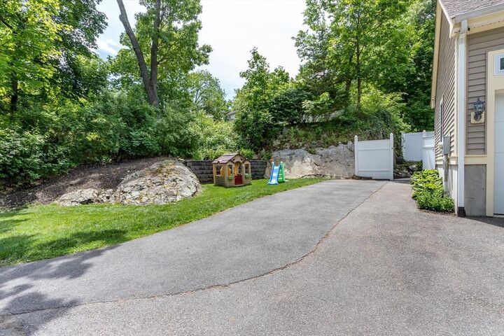 Property Photo: 14 Endicott Place 14 MA 02021