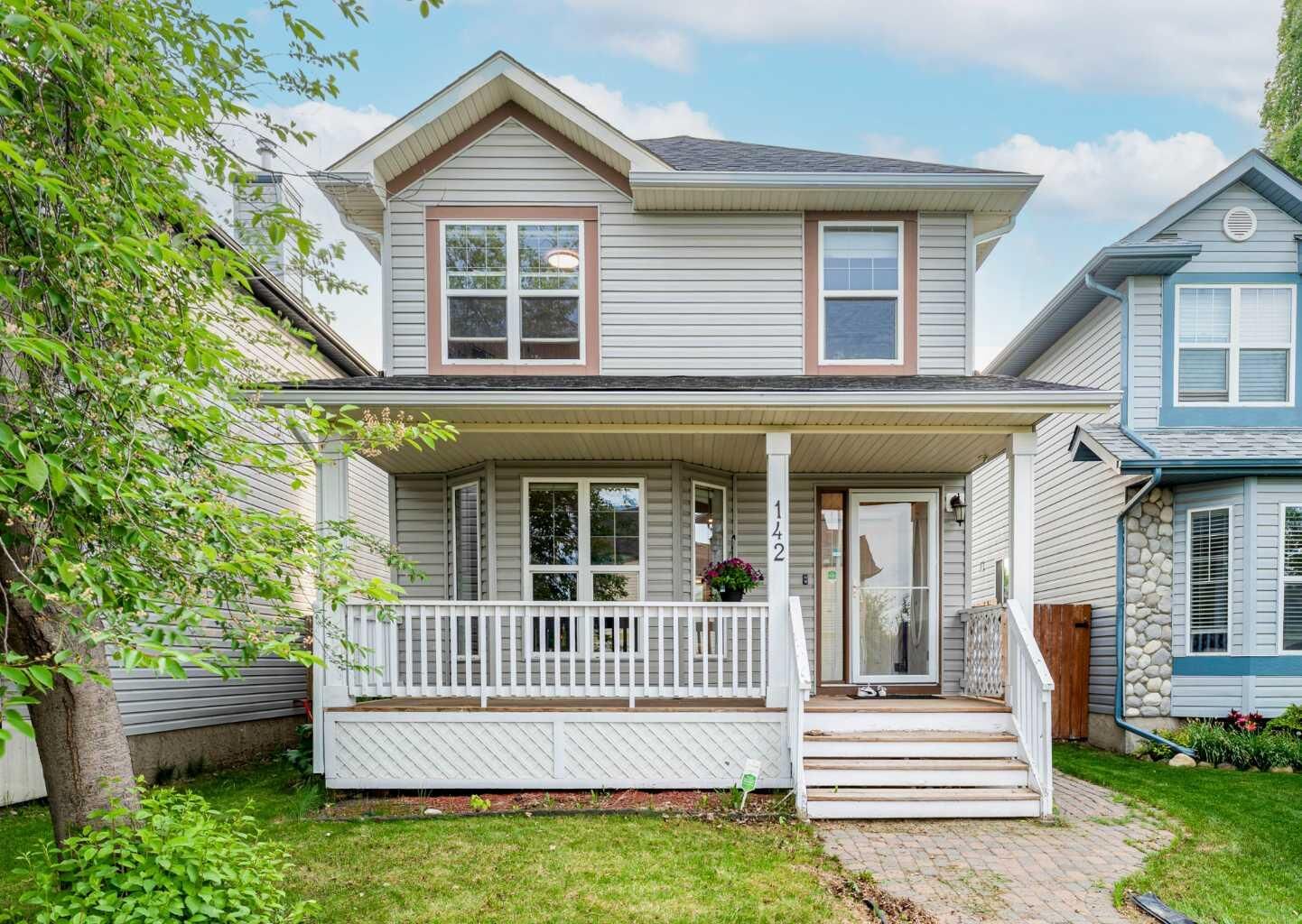 Property Photo:  142 Bridlewood Manor SW  AB T2Y 3T5 
