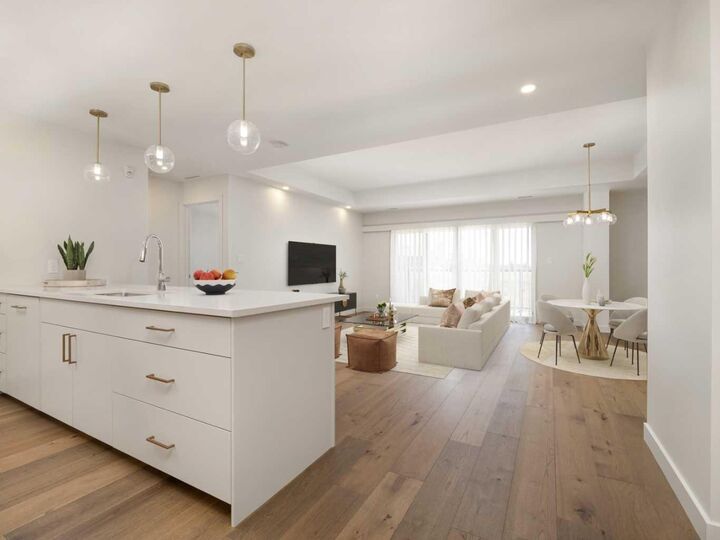 Property Photo:  102 Scenic Drive N 128  AB T1H 5L9 