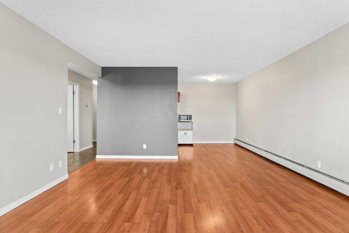 Property Photo:  1513 26 Avenue SW 308  AB T2T 1C4 