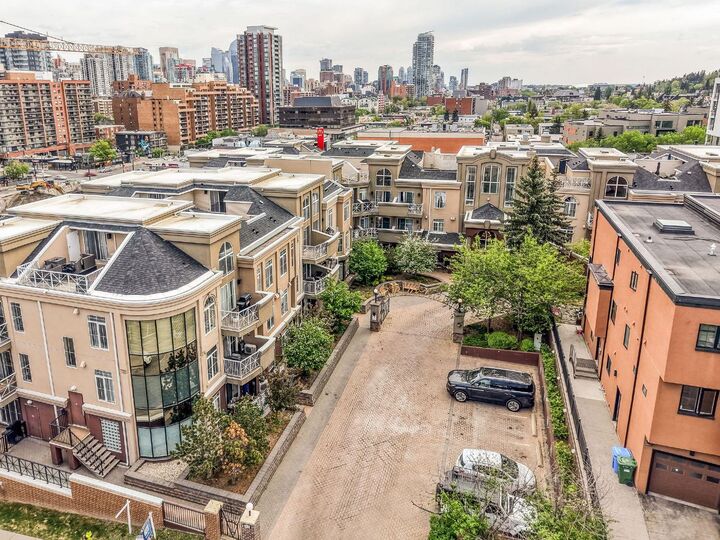 Property Photo: 1800 14A Street SW 308 AB T2T 6K3