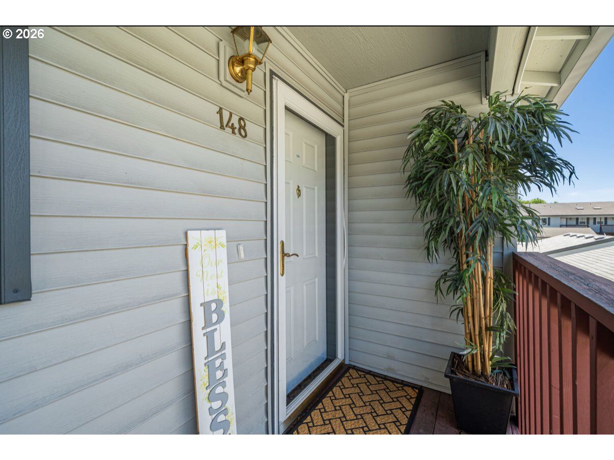 Property Photo:  4000 NE 109th Ave M148  WA 98682 