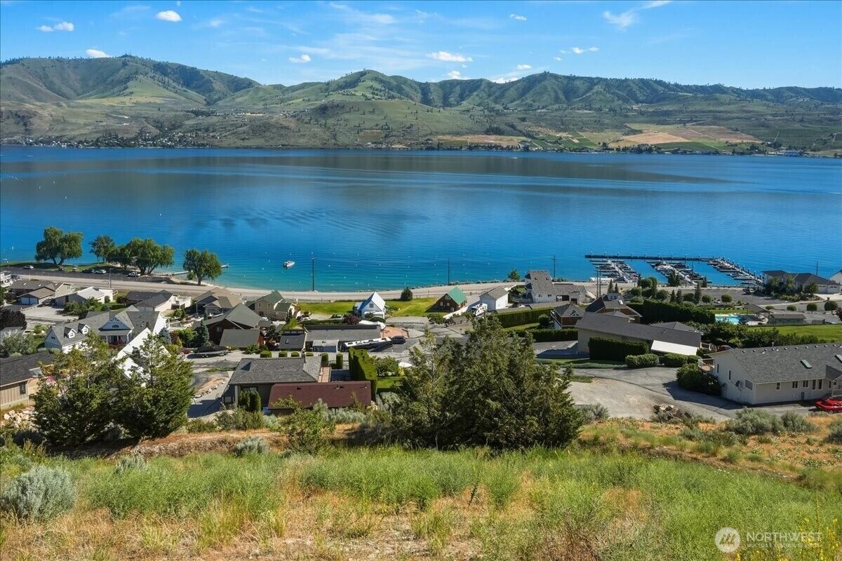 Property Photo:  128  Crystal Crest Drive  WA 98816 