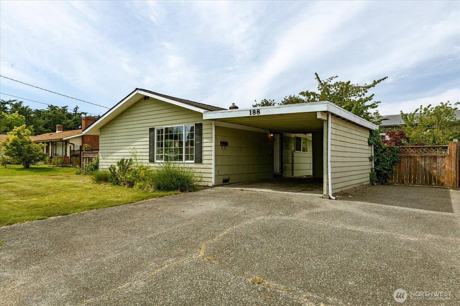 Property Photo: 188 SW 8th Avenue WA 98277