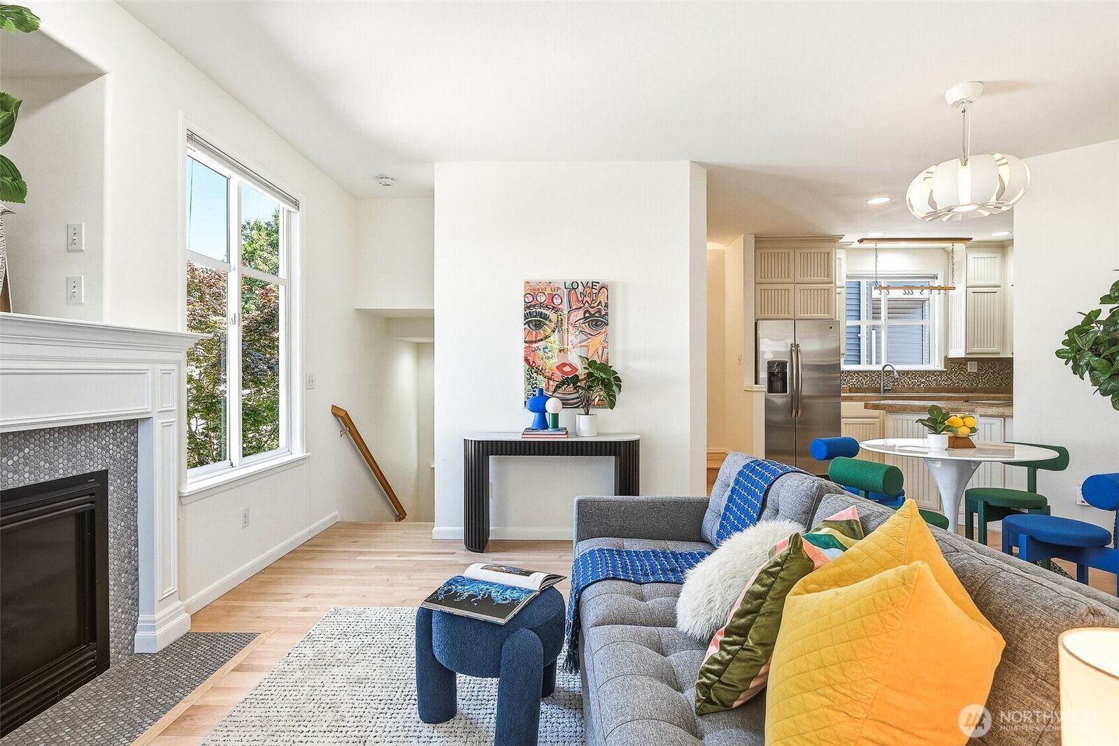 Property Photo:  6551  5th Avenue NE B  WA 98115 