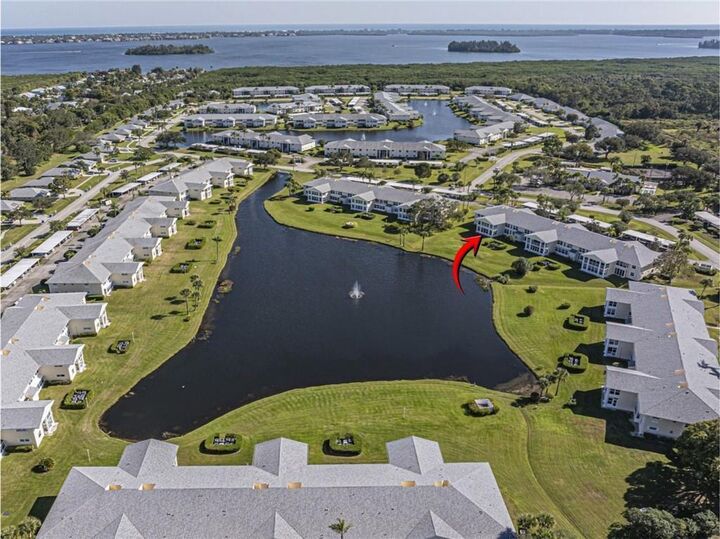Property Photo: 464 Grove Isle Circle 464 FL 32962