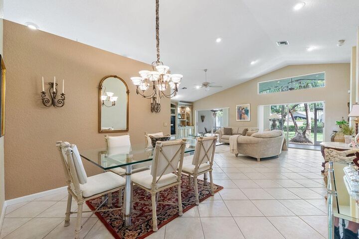 Property Photo:  6643 Sherbrook Drive  FL 33437 