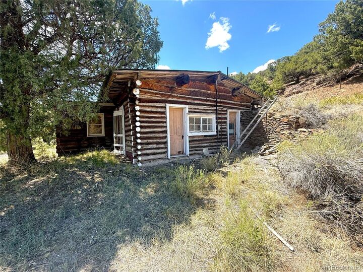 Property Photo:  7 Elk Mountain  CO 81149 