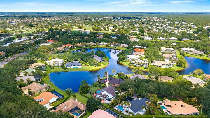 Property Photo:  10290 SE Banyan Way  FL 33469 