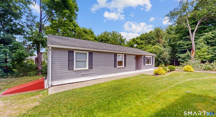 Property Photo:  40 Union St Extension  CT 06082 