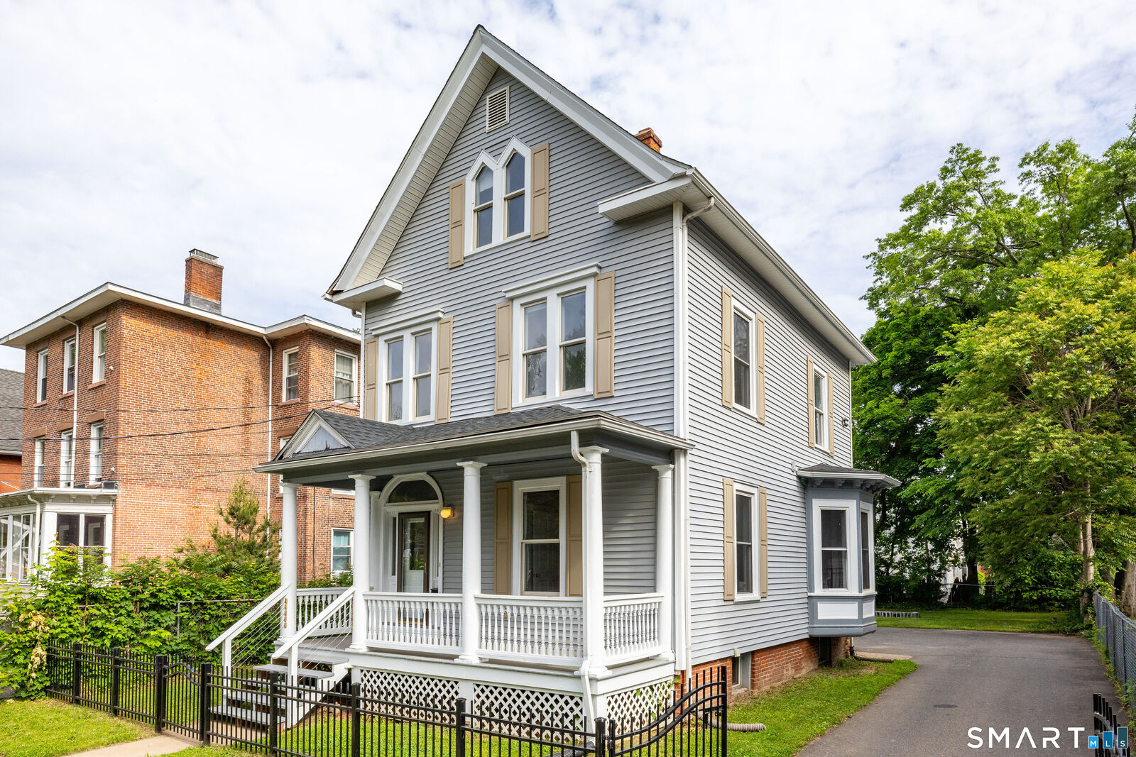 Property Photo:  38-40 Madison Street  CT 06106 